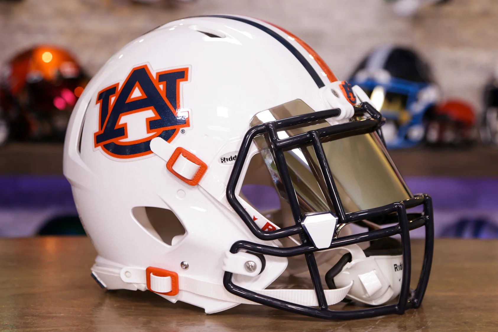 Latest Report Auburn Star Defensive To Enter Transfer Portal With   AuburnTigersRiddellSpeedAuthenticHelmetGGEdition01.webp